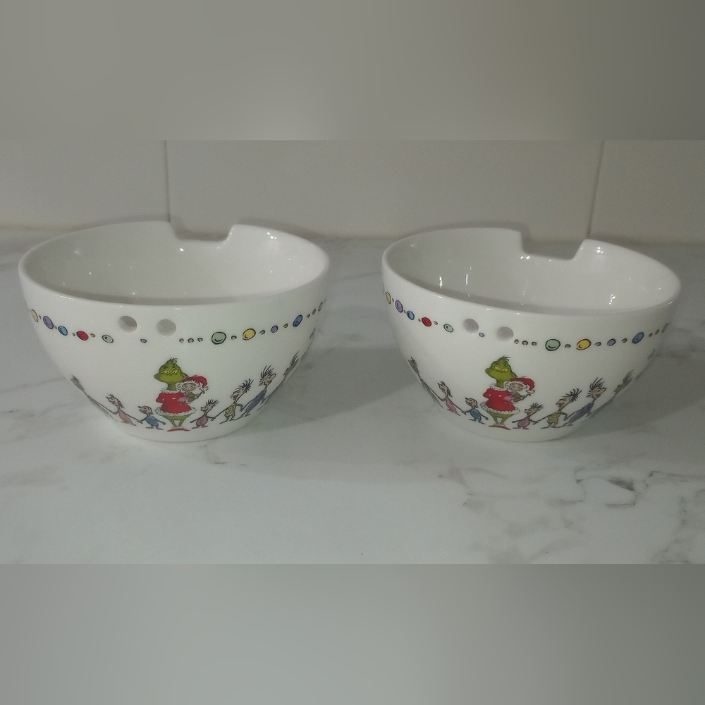 The Grinch ramen bowls